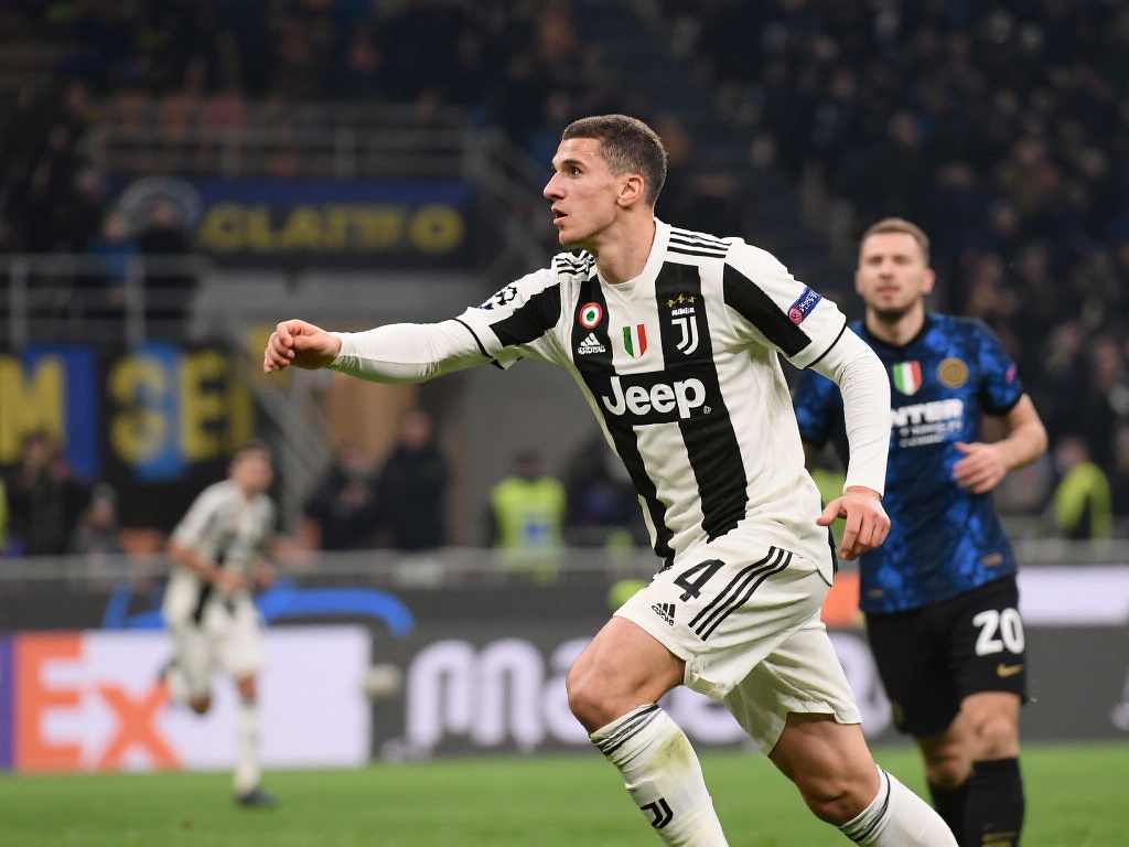 而虚拟牌桌 而虚拟牌桌